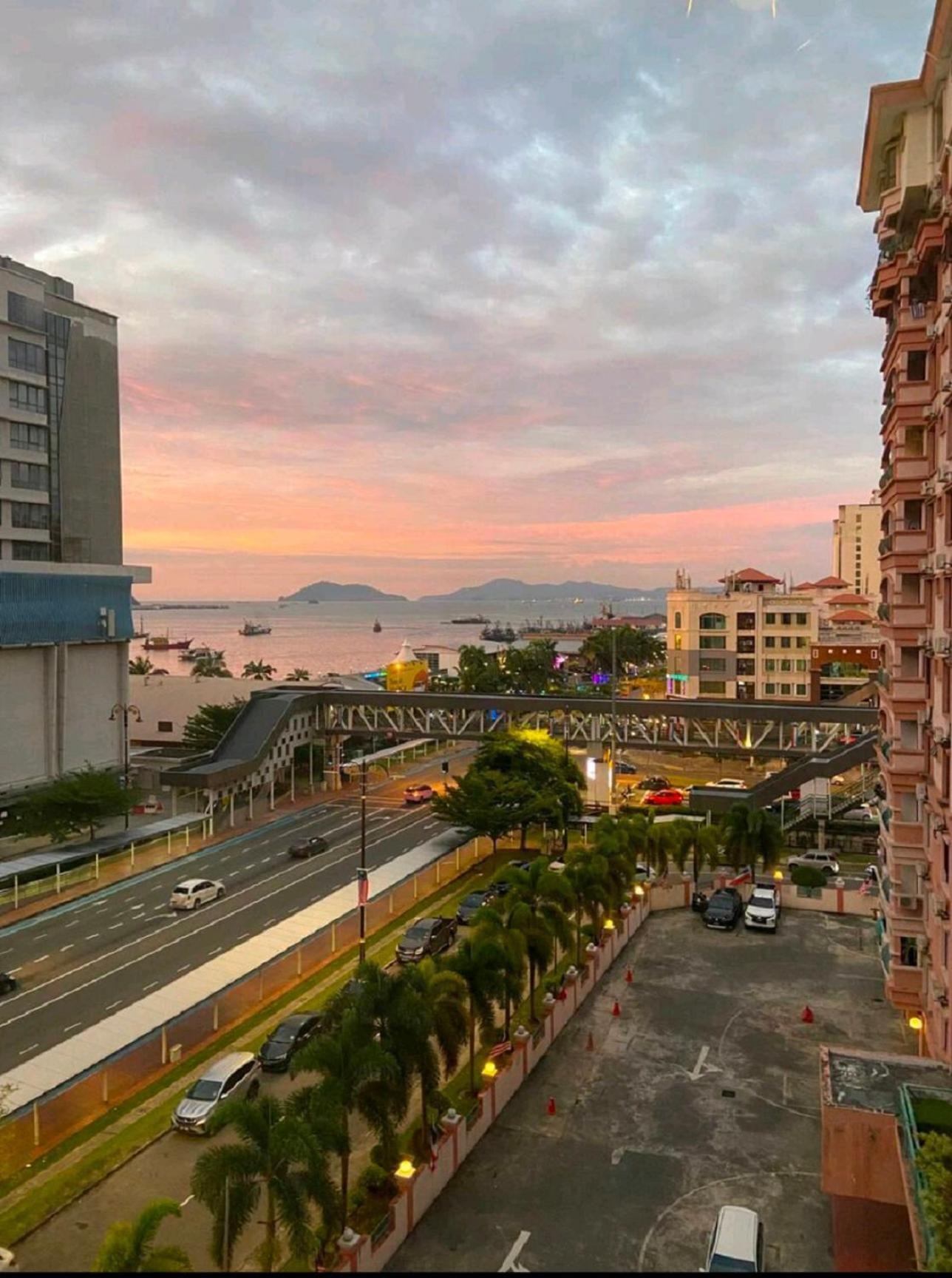 Jj Homes Marina Court Kota Kinabalu Exterior foto